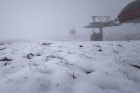 Erciyes'e mayıs ayında kar yağdı