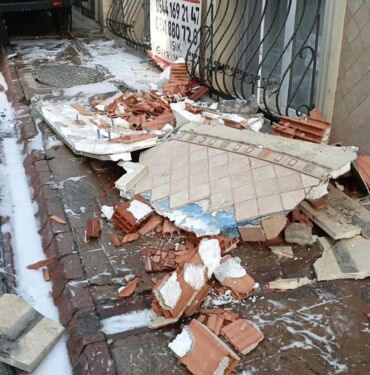 Esenler'de rögar patladı Mahallede korku dolu anlar