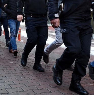 Eskişehir'de eş zamanlı FETÖ operasyonu 19 kişi yakalandı