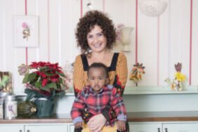 Esra Akkaya'nın Etiyopya'dan evlat edindiği oğlu büyüdü! İşte son hali