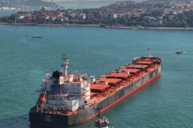 İstanbul Boğazı'nda gemi trafiği geçici olarak durduruldu