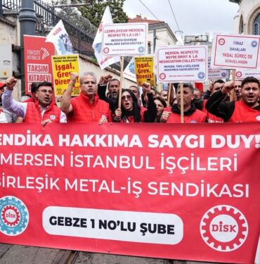 İstanbul'da Fransız Konsolosluğu önünde işçi eylemi Birleşik Metal-İş Sendikası