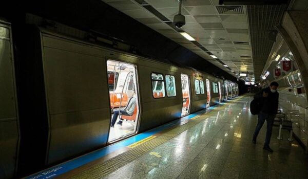 İstanbul'da M2 metro hattında intihar girişimi!