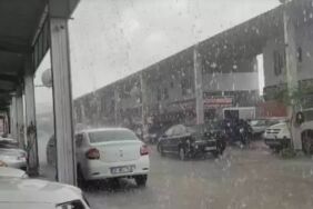 İzmir'de dolu etkili oldu!