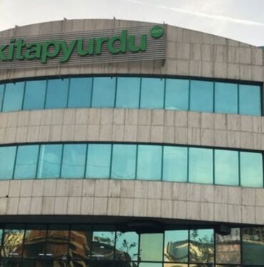 Kitapyurdu binasına mühür vuruldu Belediyenin yüksek bağış talebi