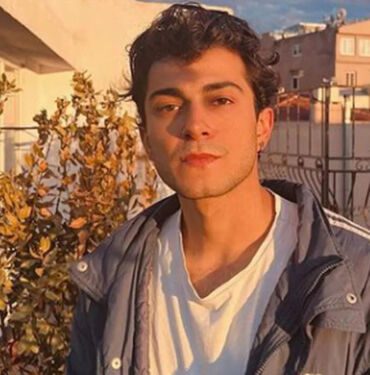 Kızılcık Şerbeti Metehan kimdir Rahimcan Kapkap kaç yaşında, boyu ve burcu ne Rahimcan Kapkap hangi dizilerde oynad