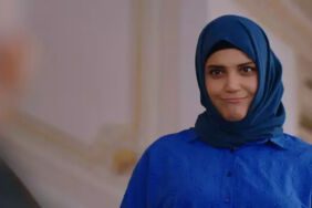 Kızılcık Şerbeti'nin Nilay'ı Feyza Civelek polislerin yanında uyuşturucu sordu