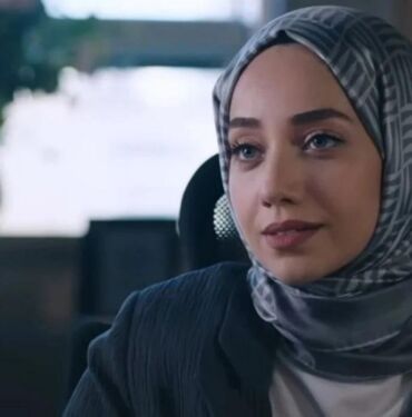 Kızılcık Şerbeti'nin yıldızı Özge Özacar'ın kalbini çalan isim belli oldu....