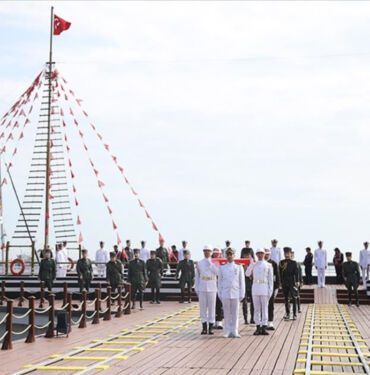 Kurtuluş Mücadelesi'nin başladığı yer... Atatürk'ü temsil eden bayrak Samsun'da karaya çıkarıldı