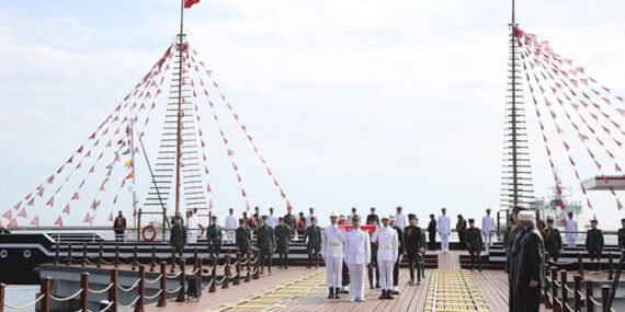 Kurtuluş Mücadelesi’nin başladığı yer… Atatürk’ü temsil eden bayrak Samsun’da karaya çıkarıldı