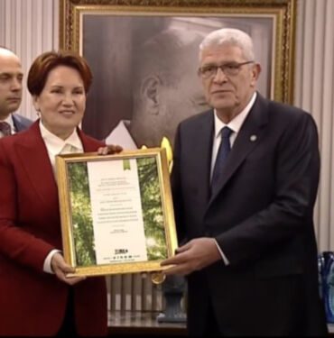 Meral Akşener Müsavat Dervişoğlu'na görevi devretti!
