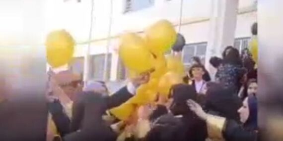 Mezuniyet kutlamasında helyum gazlı balonlar patladı: 8 öğrenci yaralandı