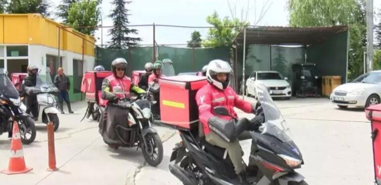 Motokuryeler Ata Emre ve Samet Özgül anısına konvoy yaptı