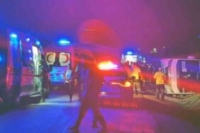 Öğrencileri taşıyan midibüs şarampole uçtu Çok sayıda yaralı