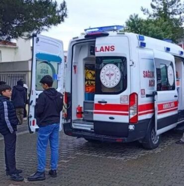 Okulda biber gazı patlaması 25 öğrenci hastaneye kaldırıldı