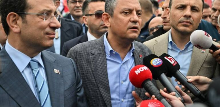 Özgür Özel, 1 Mayıs'ta Taksim'e neden yürümediğini açıkladı