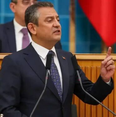 Özgür Özel