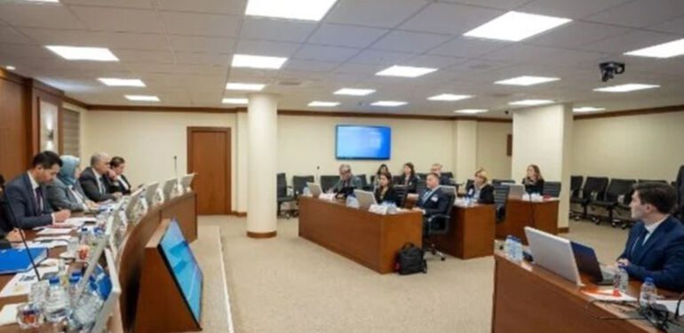 Rekabet Kurulu'ndan Fransız liselerine dev ceza