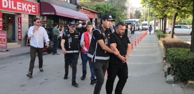 Sahte dekontla ikinci el otomobil dolandırıcılığında sanıklara 118 yıla kadar hapis istemi