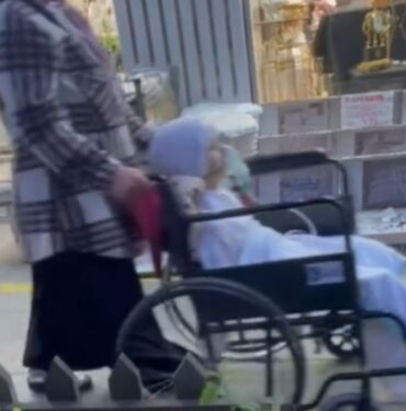 Sahte kanser hastası çocuk ile vatandaşı aldattılar