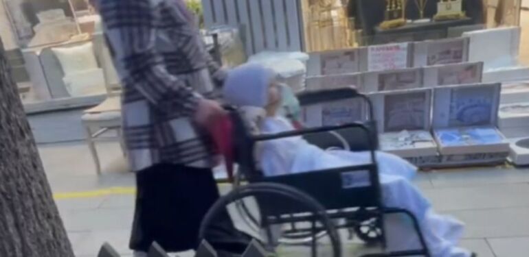 Sahte kanser hastası çocuk ile vatandaşı aldattılar