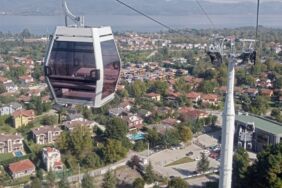 Sapanca'da ruhsatsız teleferik hattına mühür