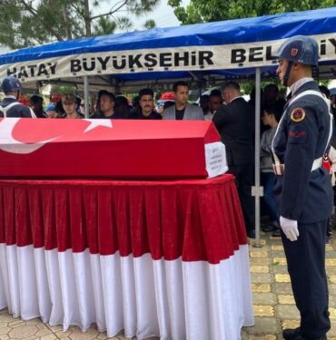 Şehit astsubay başçavuş Mustafa Yaşar, Hatay'da toprağa verildi