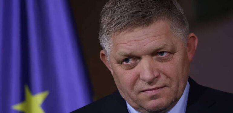 Slovakya Başbakanı Robert Fico silahlı saldırı