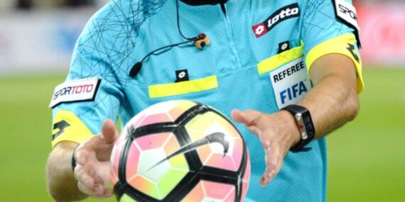 Süper Lig’de dev derbinin hakemi açıklandı