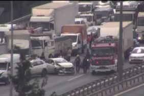 TEM Otoyolu'nda 10 araçlık zincirleme kaza