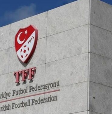 TFF'den beklenen karar geldi Futbol sezonu için transfer takvimi açıklandı!