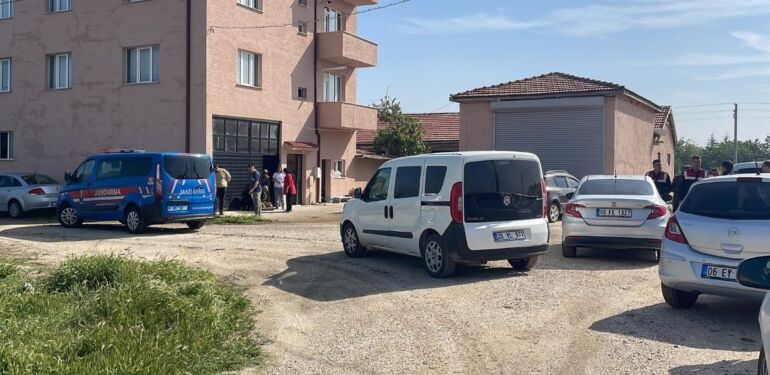 Tartışırken oğlunu bıçakladı Genç oğul öldü
