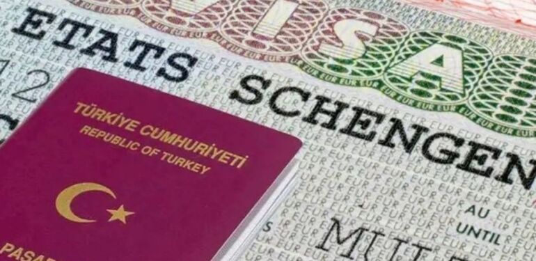 Tır şoförleri vize bekleme süresinin uzunluğundan yakınıyor