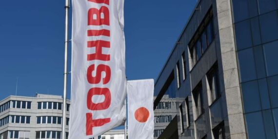 Toshiba 4 bin personelini işten çıkarıyor