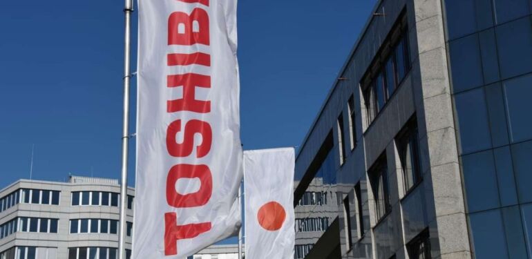 Toshiba 4 bin personelini işten çıkarıyor