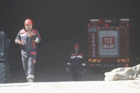 Tünel inşaatında iskele çöktü İşçiler mahsur kaldı