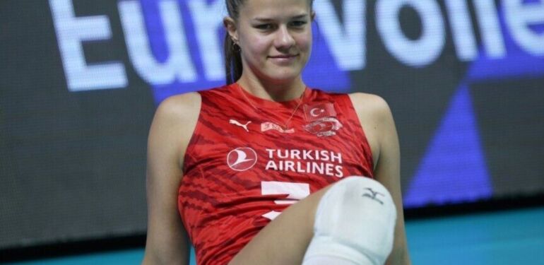 VakıfBank Kadın Voleybol Takımı, Kiera Van Ryk'ı kadrosuna kattı