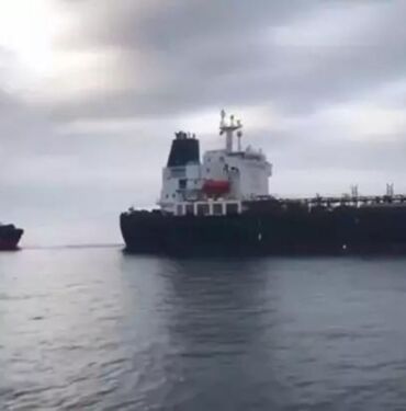 petrol yüklü tanker İstanbul Boğazı'nda sürüklendi