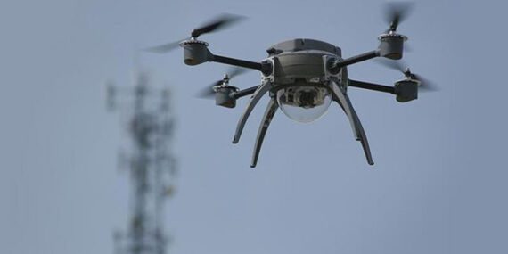 600 metredeki drone kuleyi harekete geçirdi