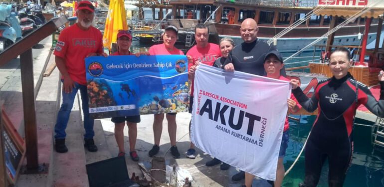AKUT dibe indi