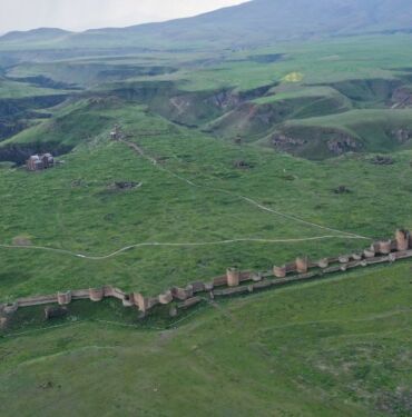 Ani Ören Yeri'nde yeni sezonun kazı çalışmalarına başlandı