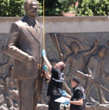 Atatürk Anıtı'na baltayla saldırmıştı ‘Ben Mesihim’
