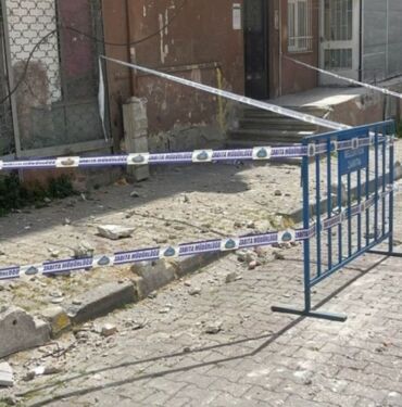 Bahçelievler'de 4 katlı binada çökme!