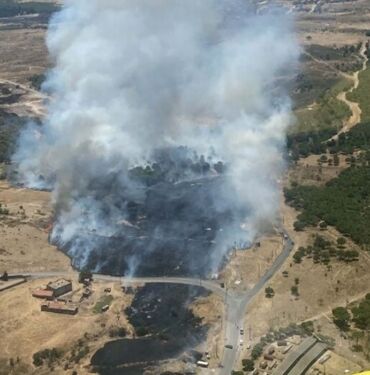 Balıkesir'de eski çöplük alanında yangın