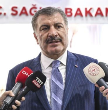 Çok konuşulacak iddia! Fahrettin Koca istifasını mı sundu