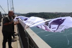 DEM Partili vekiller, Boğaziçi Köprüsü'ne pankart astı 'Kayyum defol'