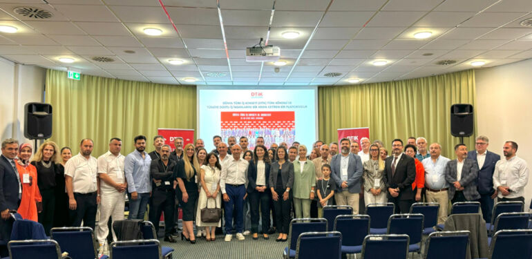 Dünya Türk İş Konseyi aracılığı ile Stuttgart İş Dünyası bir araya geldi