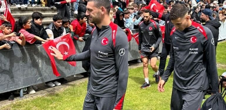 EURO 2024’e günler kala milli takımın ilk idmanına yoğun ilgi!