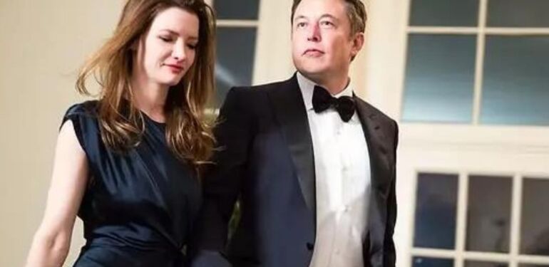 Elon Musk eski eşinin düğününe gitti