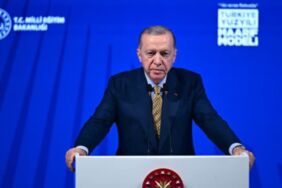 Erdoğan 'Atayacağımız 20 bin öğretmen ile eğitim ordumuzu güçlendireceğiz'
